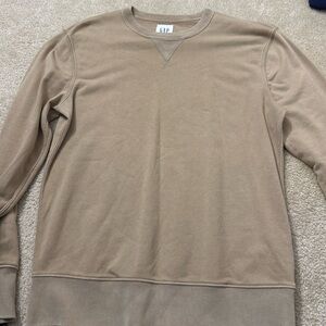 Gap sweater